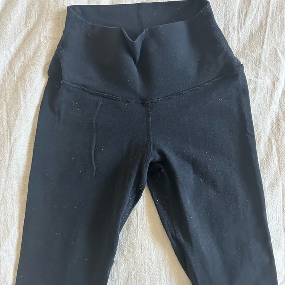 ALO yoga black leggings - Picture 3 of 3